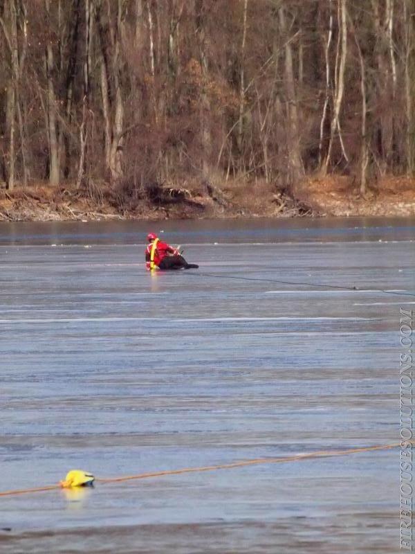 WLFD Attempts Ice Rescue Woodcliff Lake Fire Department